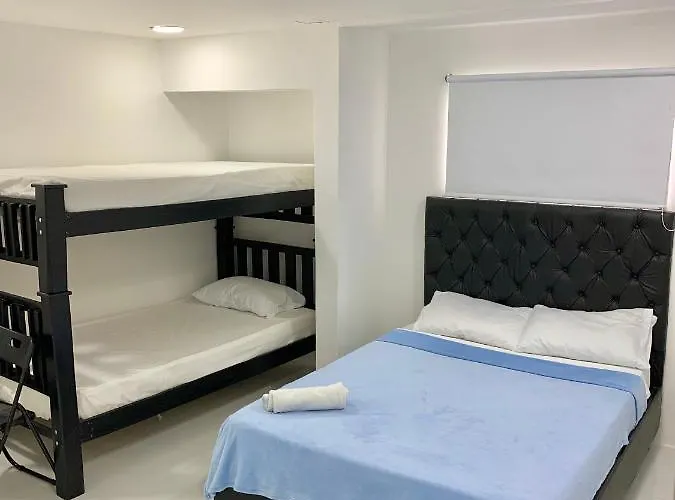 CASA BLANCA - Moderna y equipada casa en Santa Marta